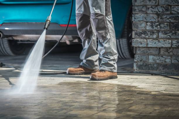 Best Sidewalk and Walkway Cleaning  in Smithers, WV